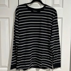 Black & white striped long sleeve shirt